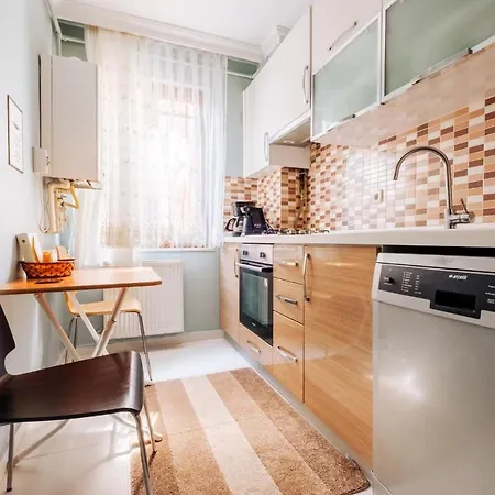 Modern Flat 7 Min To Metropol Mall