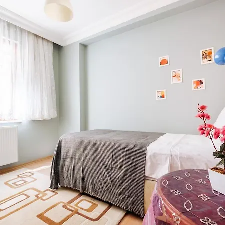 Modern Flat 7 Min To Metropol Mall 아파트 이스탄불